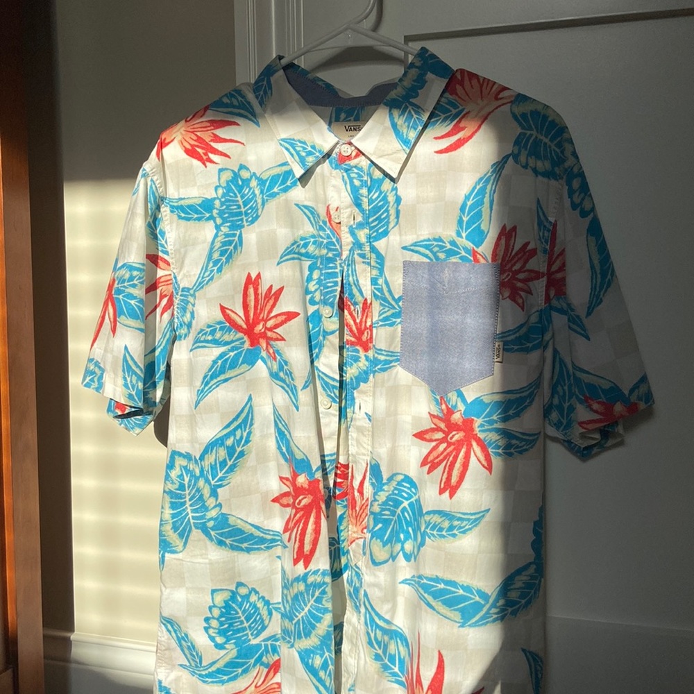 Vans White Hawaiian Pocket Shirt with Red and Blue Flowers